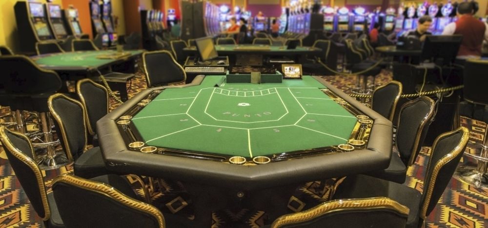 Carnaval Hotel Casino Encarnación Exteriör bild A baccarat table